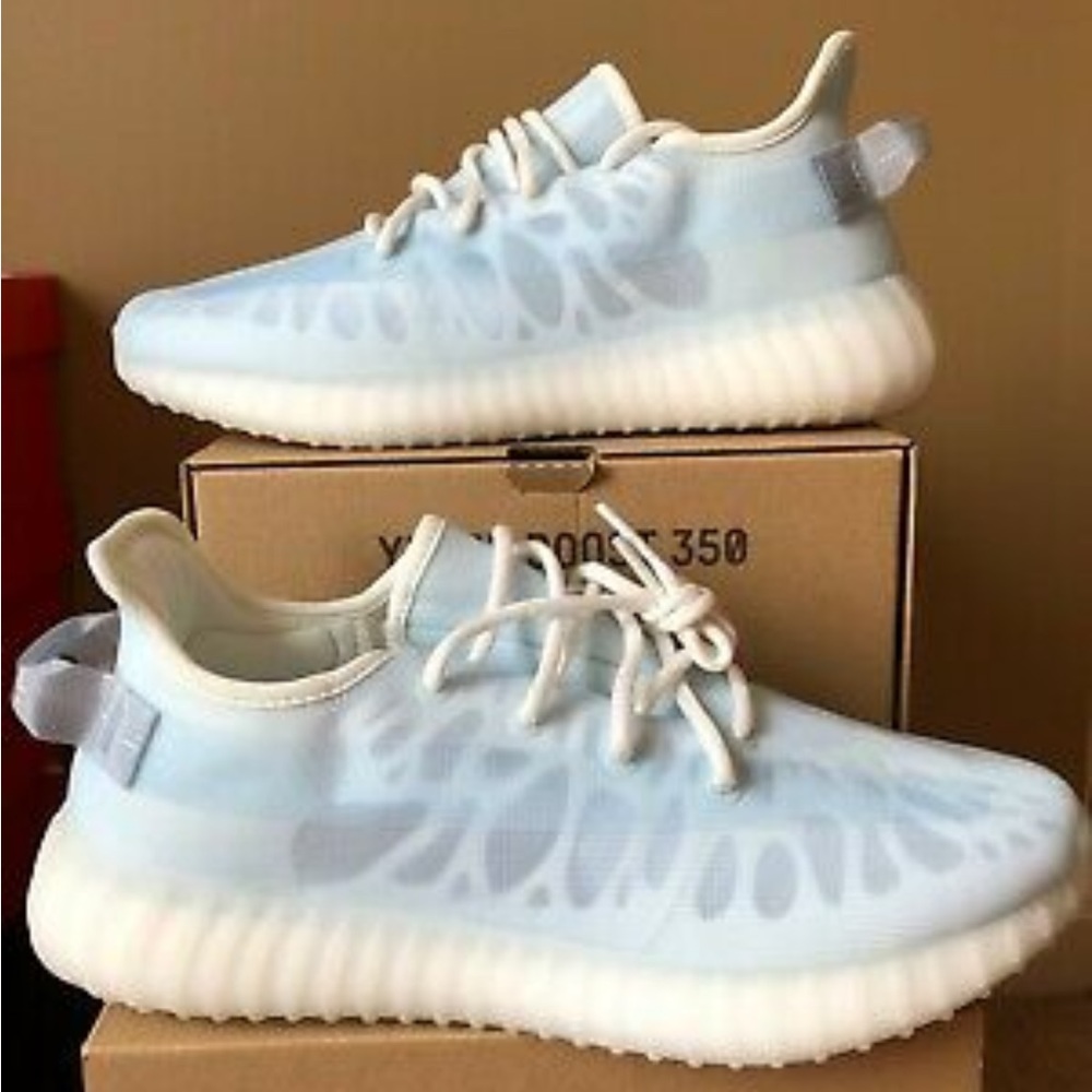 COPY - Yeezy 350 V2 “Mono Ice”